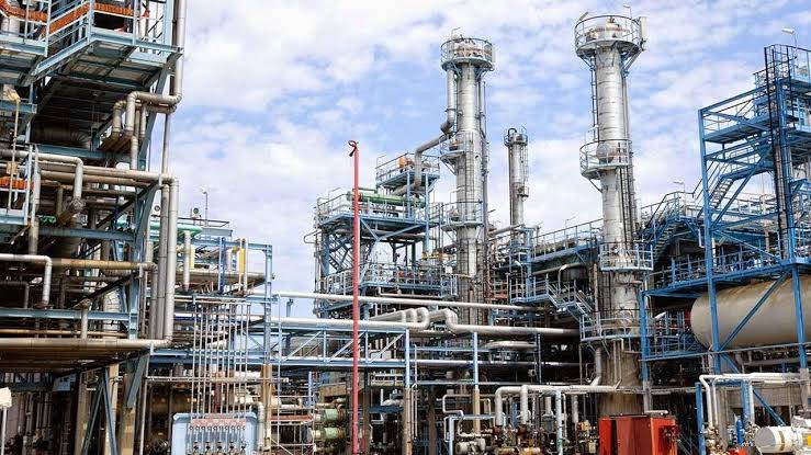 After years of dormancy, PH refinery takes delivery of 475,000 barrels of crude oil from Shell